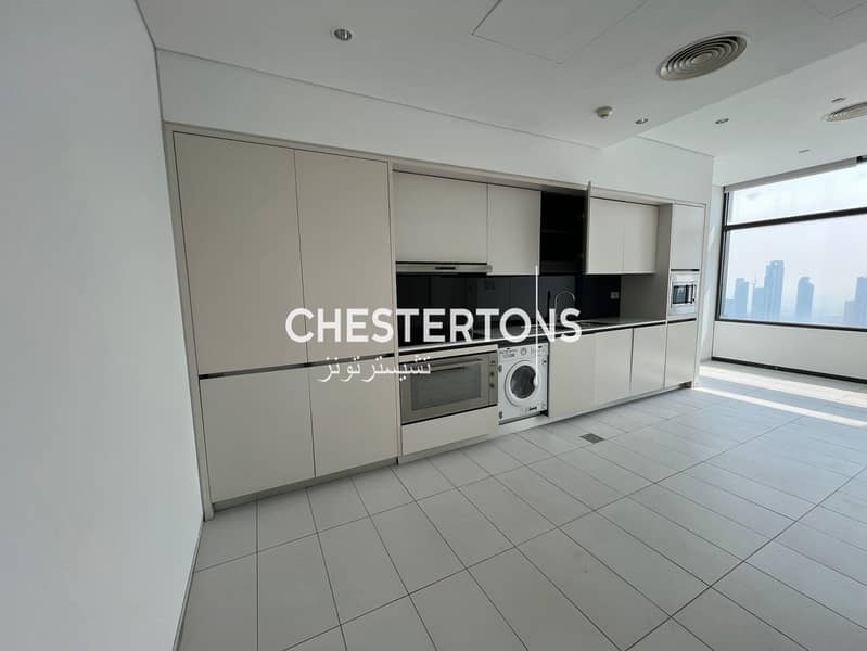 Burj Khalifa view | Spacious 3-BR| No Agents - Image 12