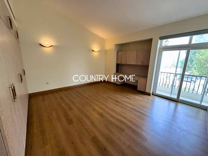 Chic Family Villa with Garden and More - Image 17