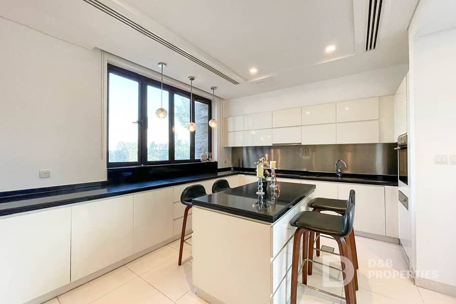 Furnished By Paramount | Single Row | Modern