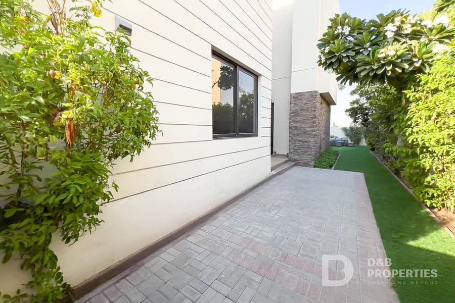 Furnished By Paramount | Single Row | Modern - Image 7