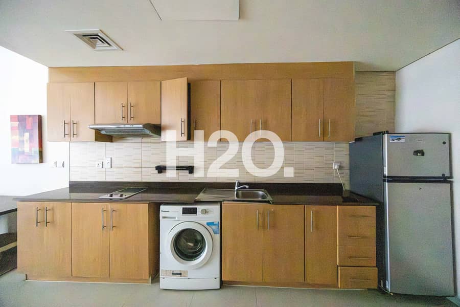 Exclusive | Fully Furnished | Ready to Move - Image 10