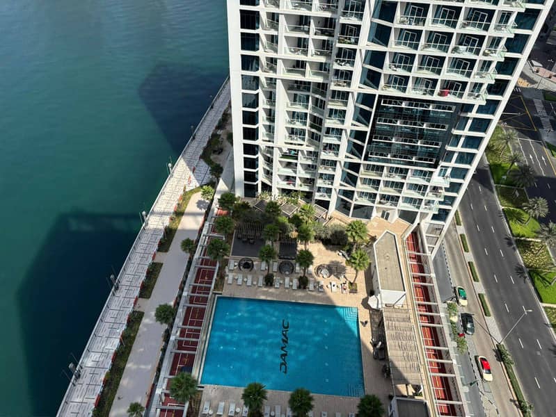 Modern Furnished Studio | Waterfront Living | Ready to Move