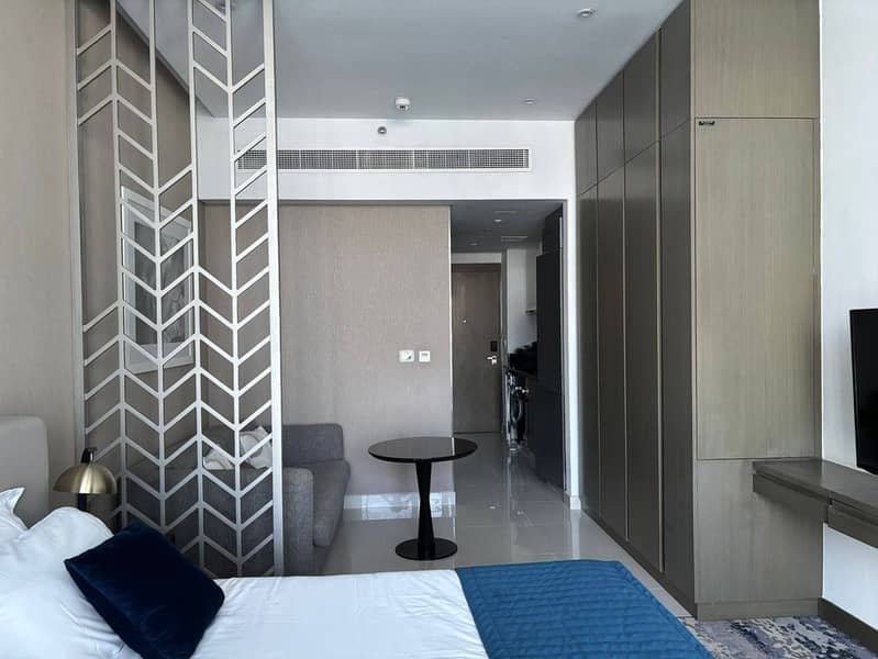 Modern Furnished Studio | Waterfront Living | Ready to Move