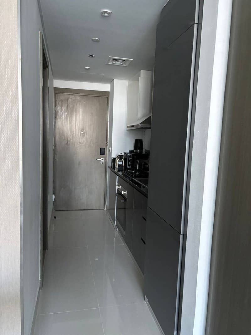 Modern Furnished Studio | Waterfront Living | Ready to Move - Image 6