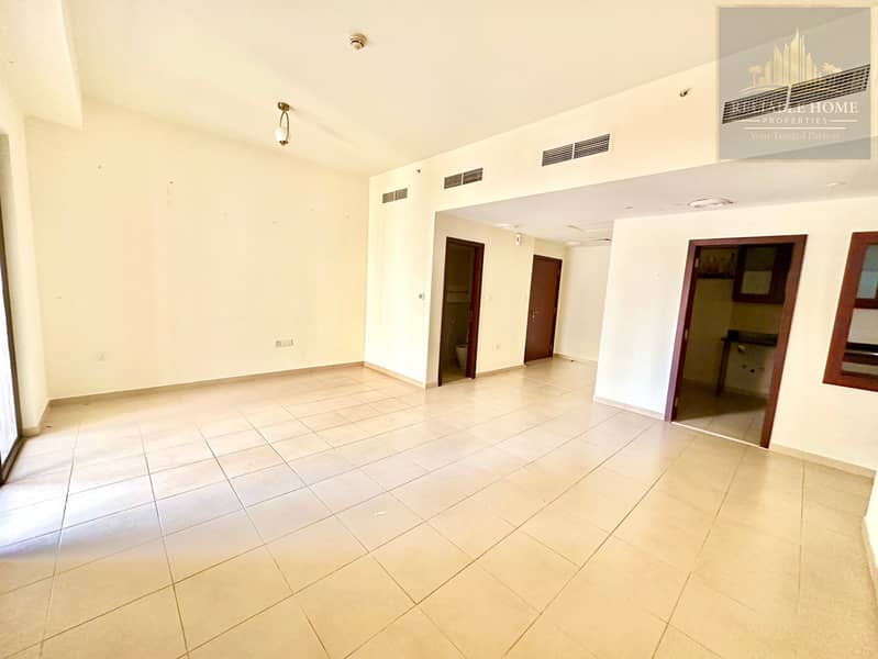 Well Maintained - Nice View - High Floor - Beach