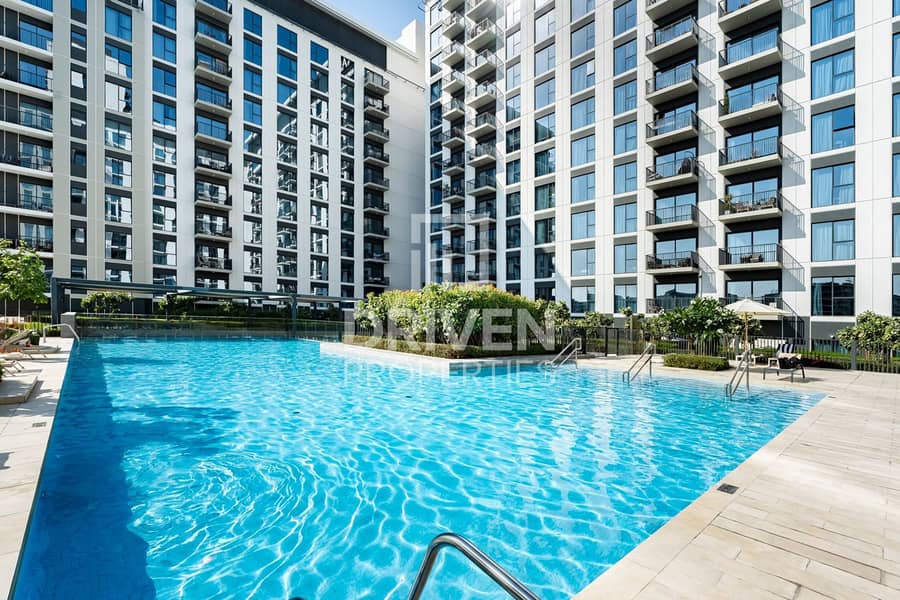 Exclusive and Turnkey Unit | Near Park | Best Deal - Image 11