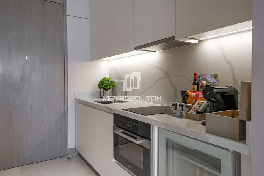 Full Sea View | Spacious | Motivated Seller - Image 9