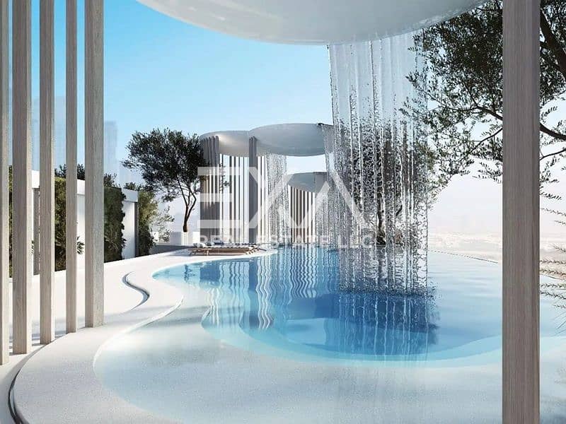 Prime Location I Pool and Park View I Luxury Apartment - Image 8