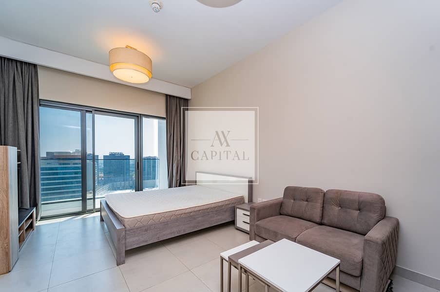 Large layout | Prime Location | Modern Furnishing