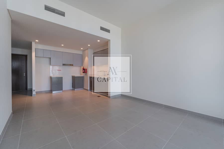 Unfurnished | High Floor | Modern | Spacious