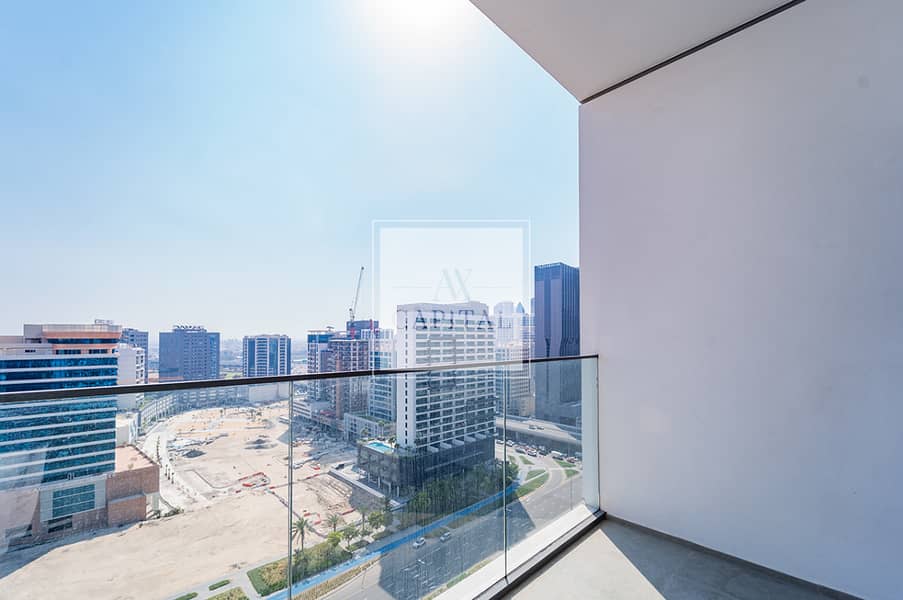 Large layout | Prime Location | Modern Furnishing - Image 11