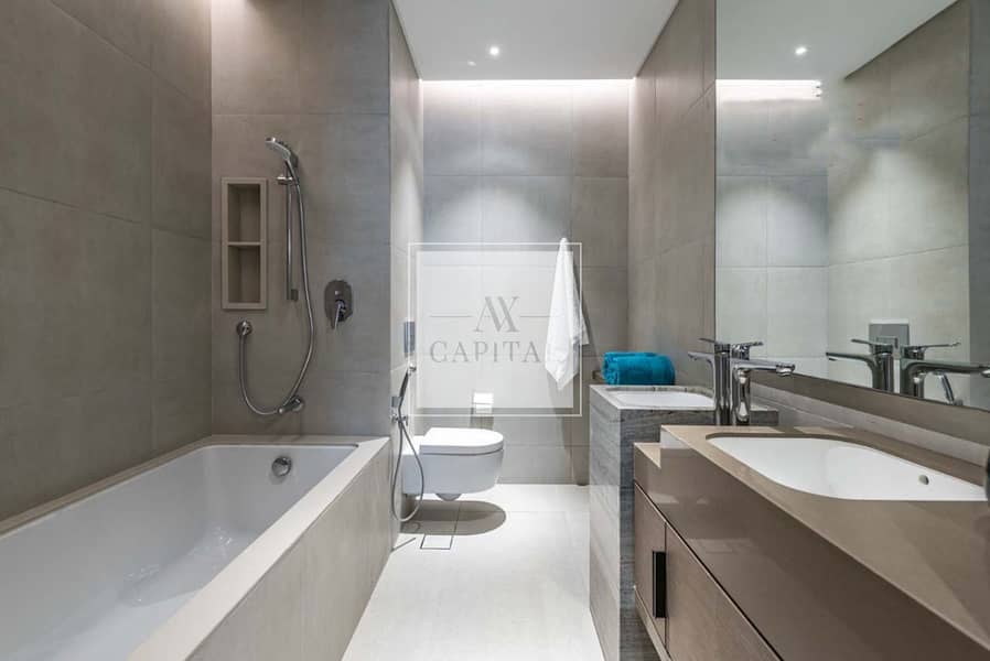 Mesmerizing View | Fully Furnished | R2E - Image 11