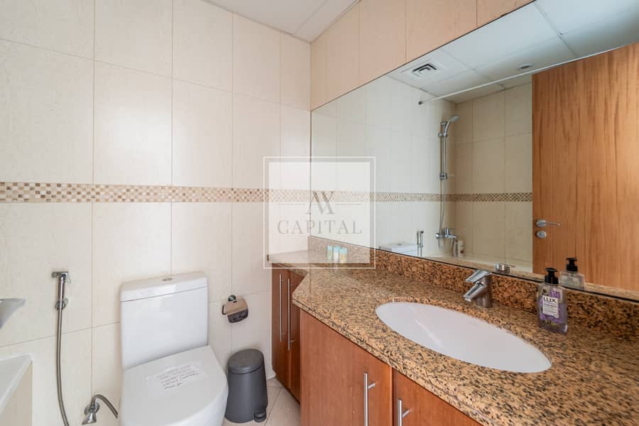 Park and Skyline View | High Floor | Furnished - Image 11