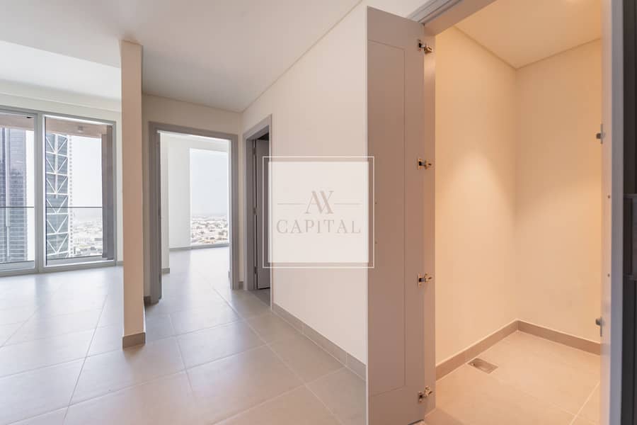 Unfurnished | High Floor | Modern | Spacious - Image 8