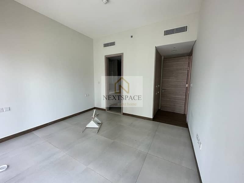 Modern 1 bedroom | Luxury and Spacious | Prime Location