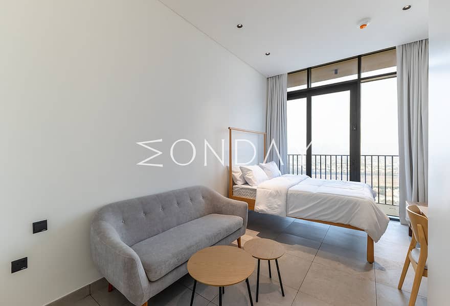 Modern Apartment | High Floor | Well Located