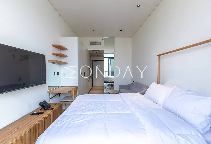 Modern Apartment | High Floor | Well Located