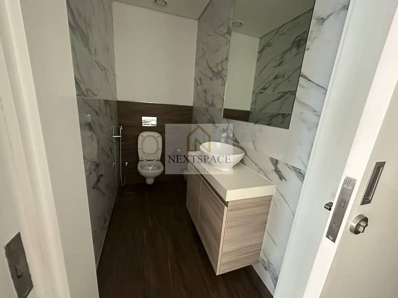 Modern 1 bedroom | Luxury and Spacious | Prime Location