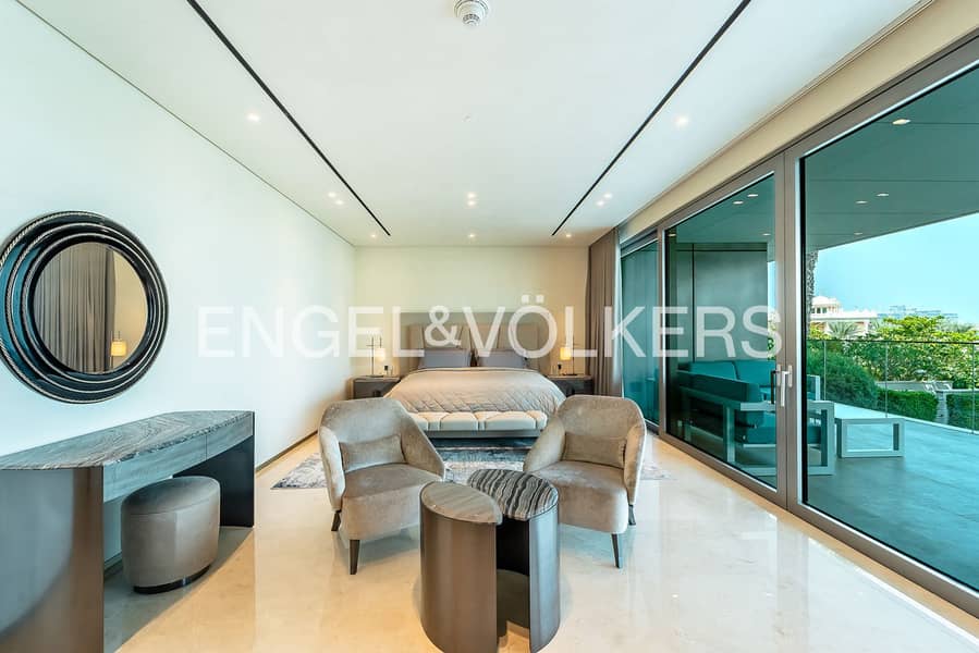 Prestigious Luxurious Living | with Private Pool - Image 10