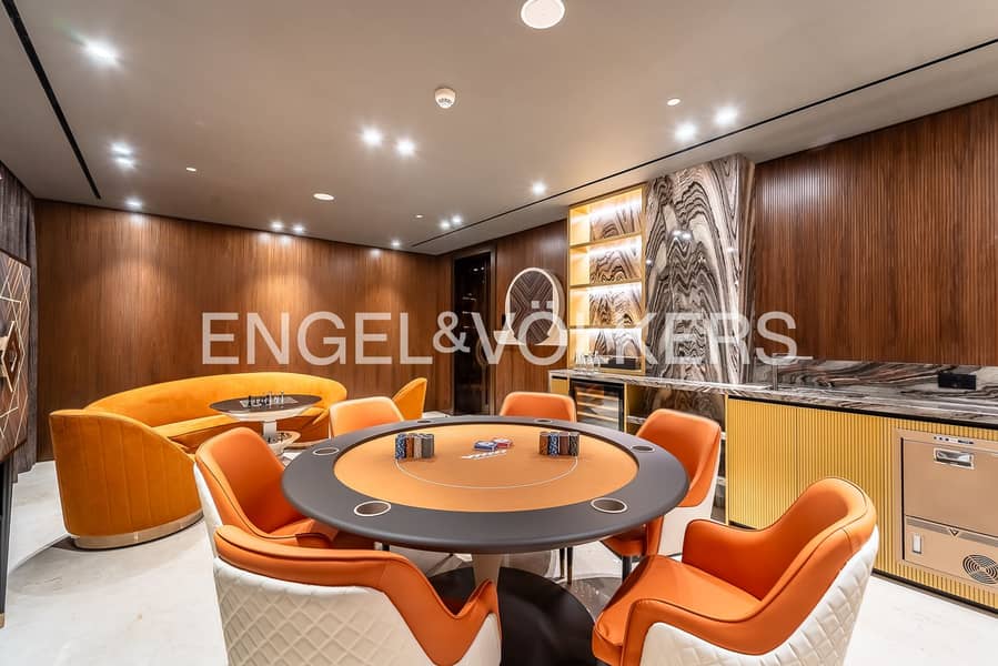 Prestigious Luxurious Living | with Private Pool - Image 17