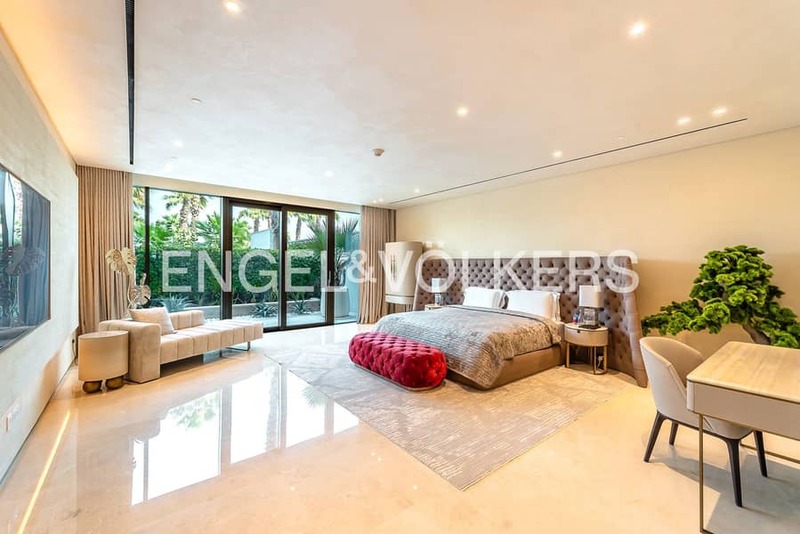 Prestigious Luxurious Living | with Private Pool - Image 19