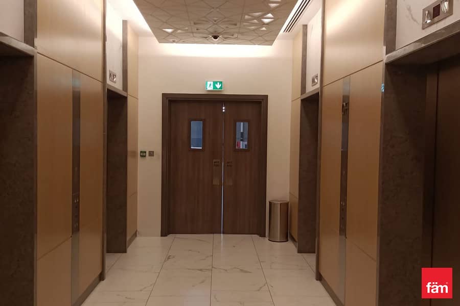 Dubai Skyline View | High Floor| Spacious Layout - Image 10