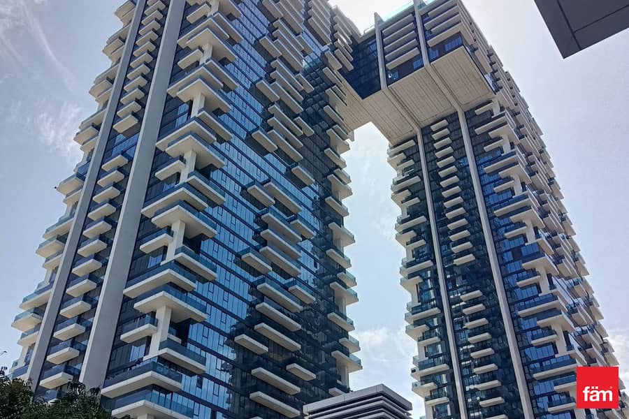 Dubai Skyline View | High Floor| Spacious Layout - Image 17