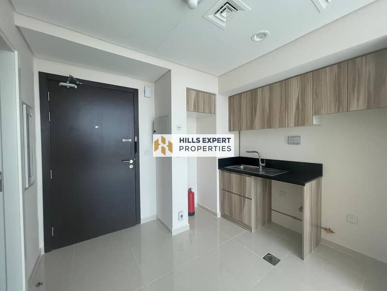 Ready-to-Move-In | 1 BR Unfurnished | Big Layout