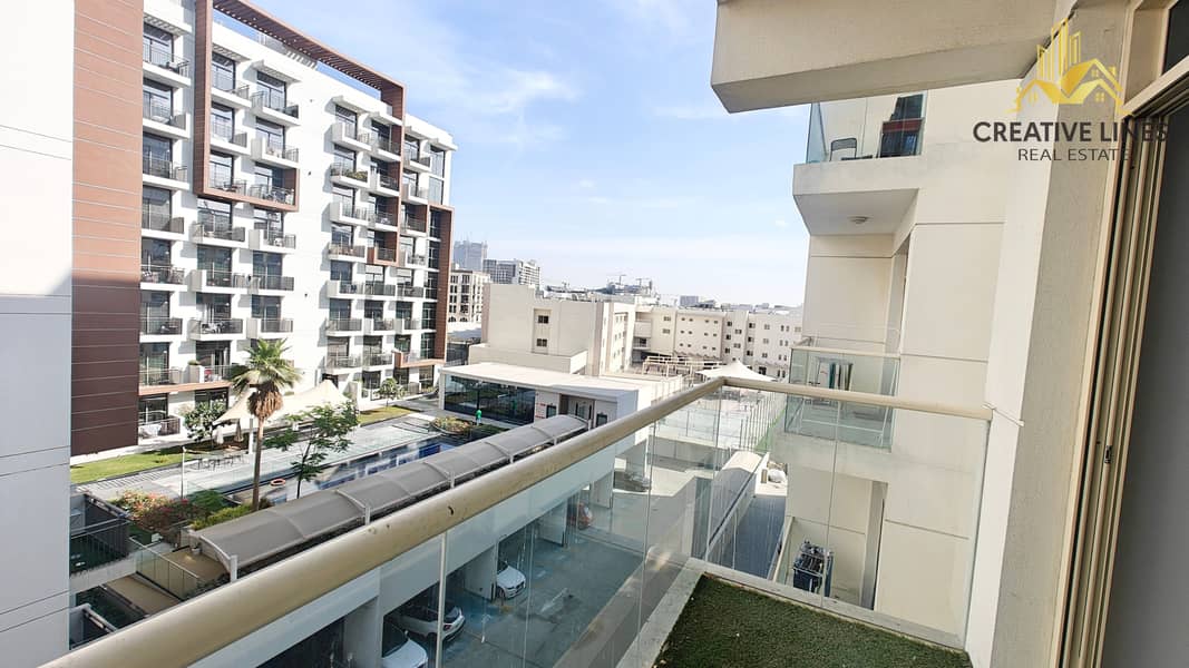 Spacious Modern 2Bedroom with pool view and closed kitchen apartment// ready to move// Cheque 4 to 6