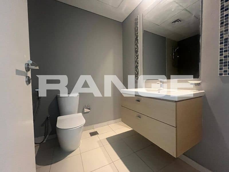 Biggest Studio|Investor Deal|Luxurious Living - Image 6