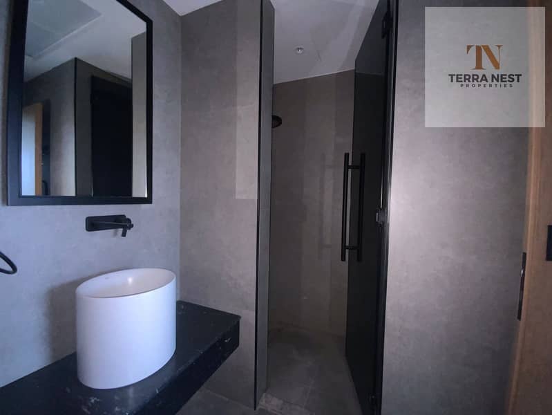 MODERN LIVING | SEPARATE LAUNDRY | CLOSE TO FIVE HOTEL AND MALL - Image 9