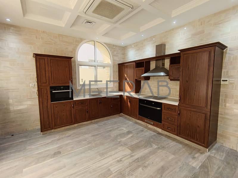 | NEW AND SPACIOUS VILLA WITH SERVICE BLOCK | - Image 12