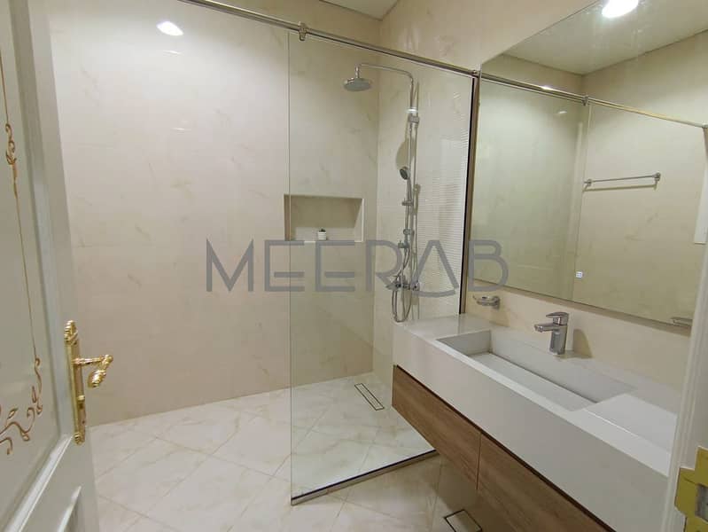 | NEW AND SPACIOUS VILLA WITH SERVICE BLOCK | - Image 19