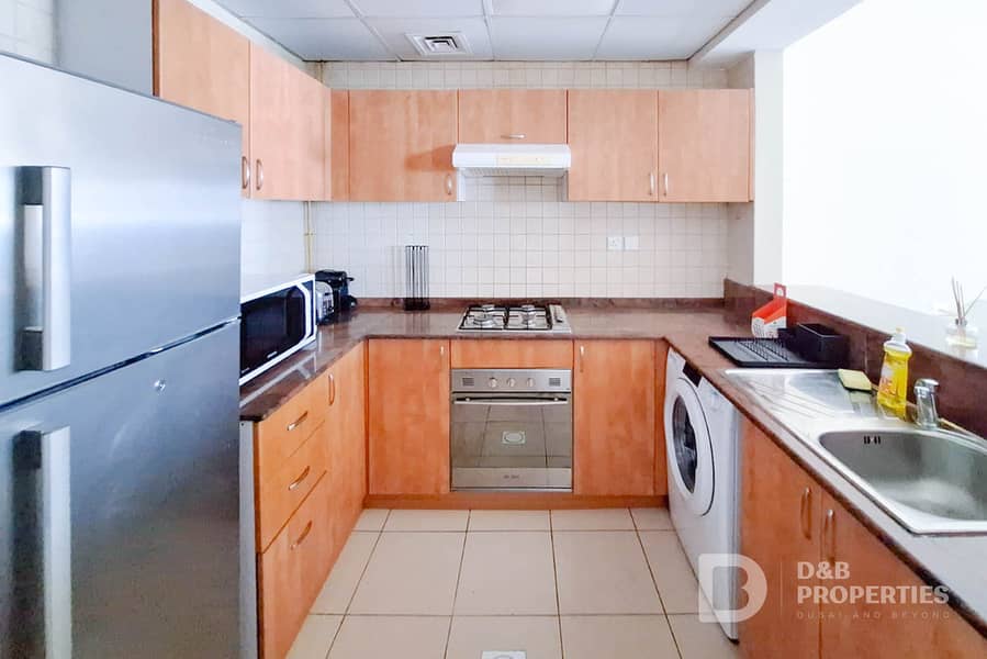 Fully Furnished | Prime Location | Spacious 1BR - Image 6