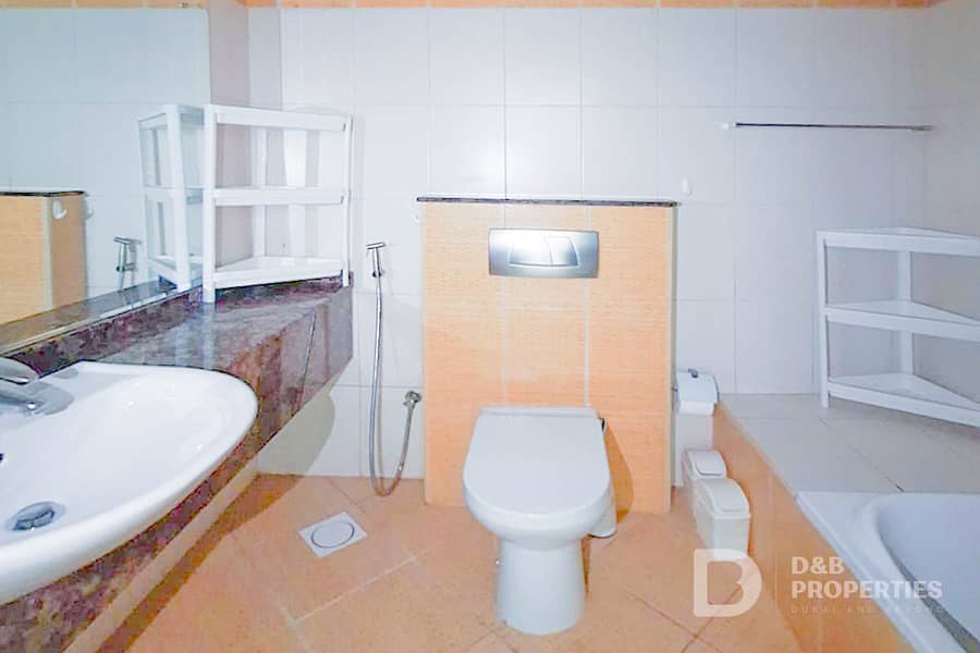 Fully Furnished | Prime Location | Spacious 1BR - Image 12