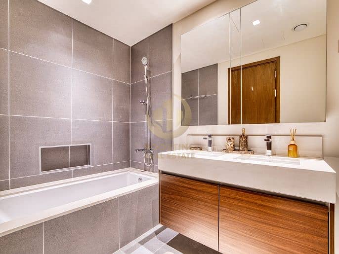 FULLY FURNISHED |WATER VIEW | HIGH FLOOR - Image 26