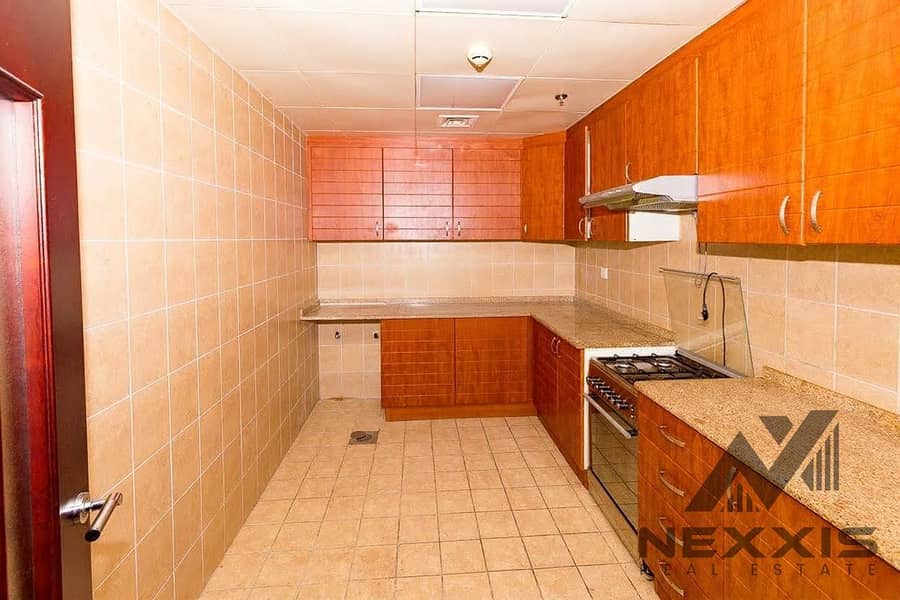 HUGE LAYOUT | LAKE VIEW | FAMILY ORIENTED - Image 12