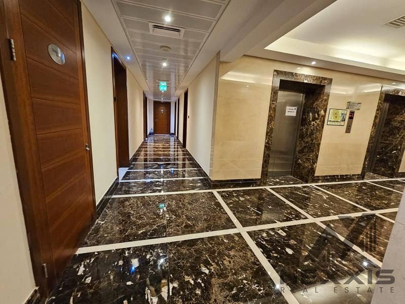 FAMILY ORIENTED | AFFORDABLE | MARINA VIEW | UPGRADED - Image 8