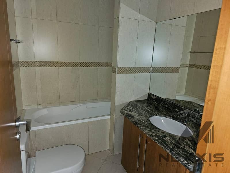 FAMILY ORIENTED | AFFORDABLE | MARINA VIEW | UPGRADED - Image 10