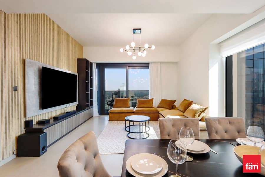 Burj Khalifa View | Flexible cheques | High Floor