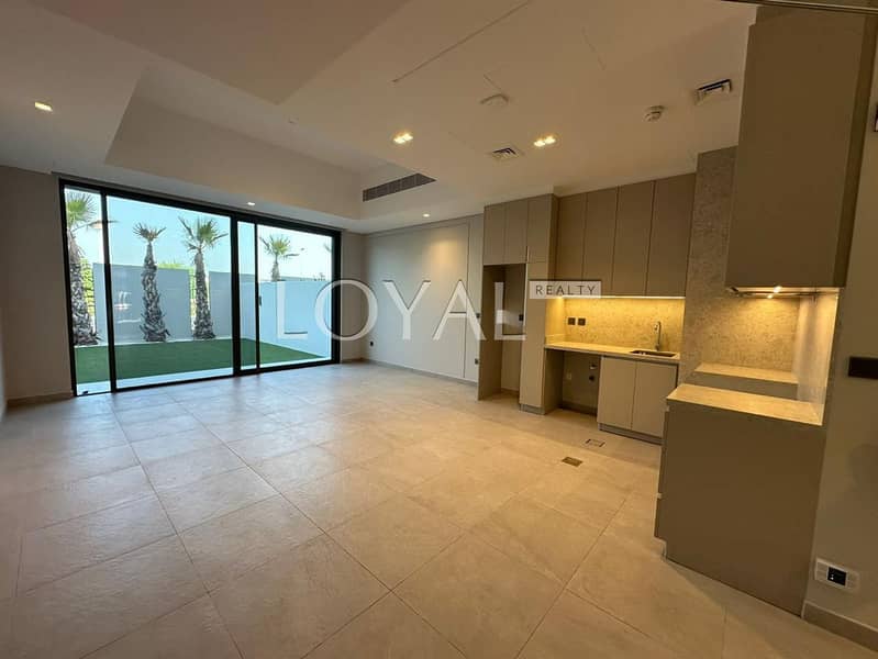 Single row Vacant unit Mortgage acceptable