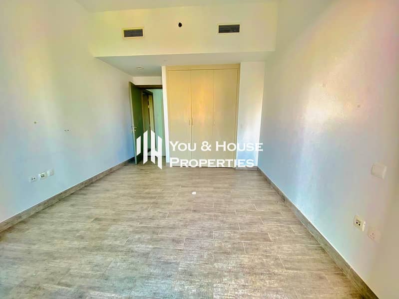 Spacious 2BR | Big Layout |Elegant Living | Premium Building