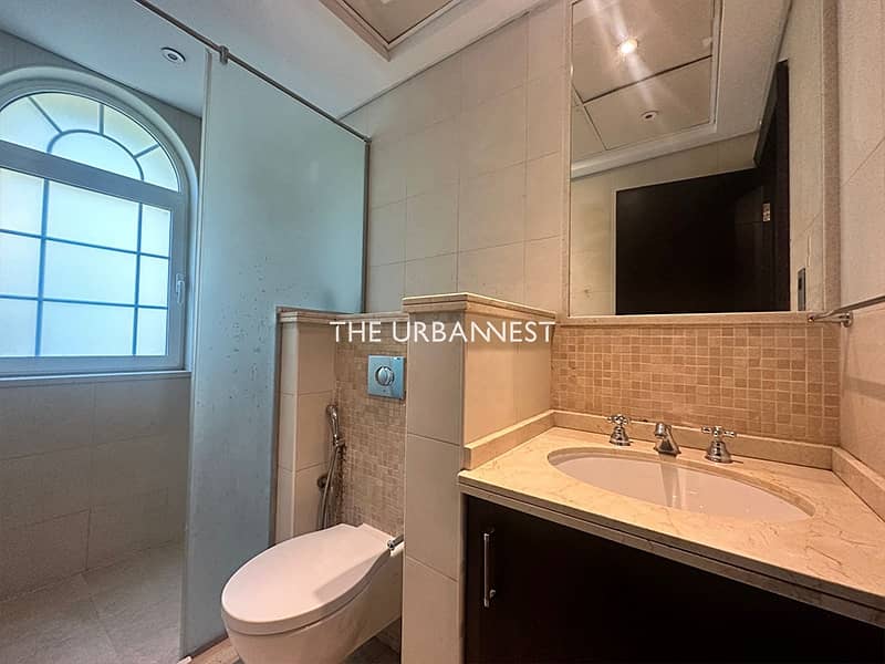 District 3 | Vacant | Ready to Move In - Image 7