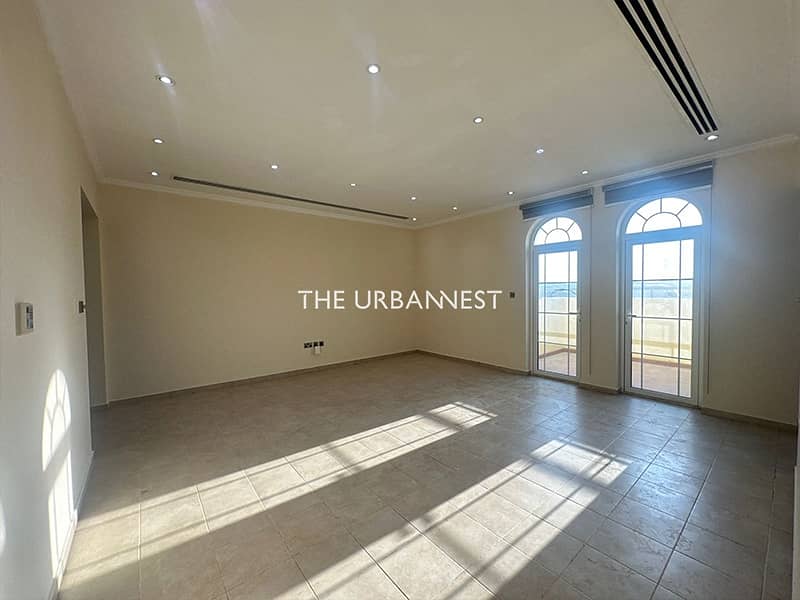 District 3 | Vacant | Ready to Move In - Image 9