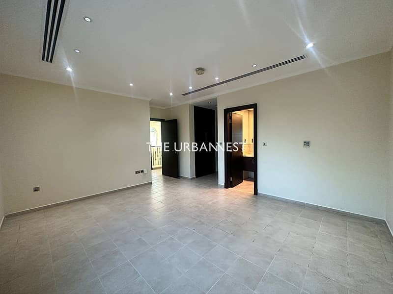 District 3 | Vacant | Ready to Move In - Image 12