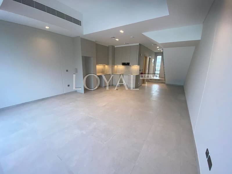 Single row Vacant unit Mortgage acceptable