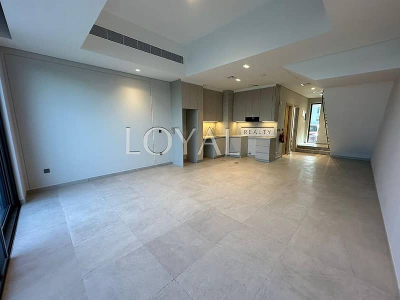 Single row Vacant unit Mortgage acceptable