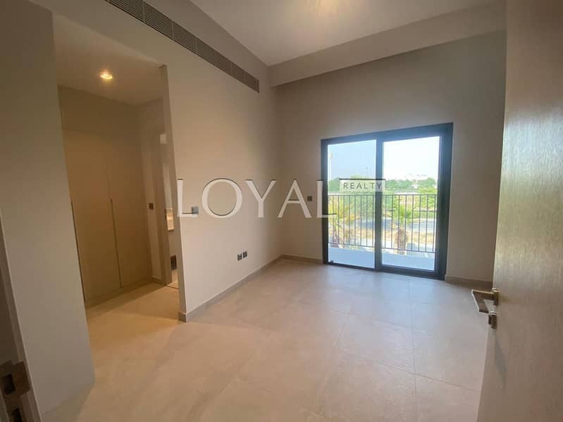 Single row Vacant unit Mortgage acceptable - Image 8