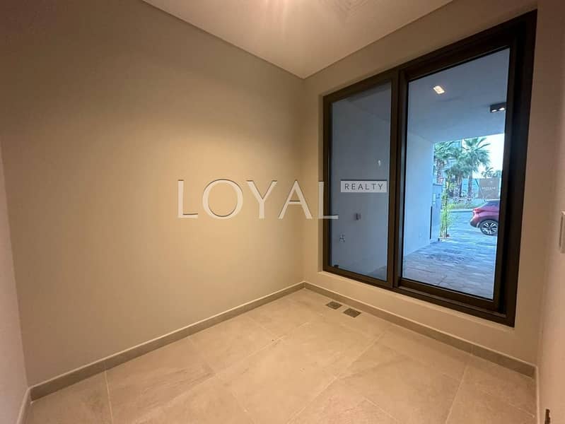 Single row Vacant unit Mortgage acceptable - Image 12