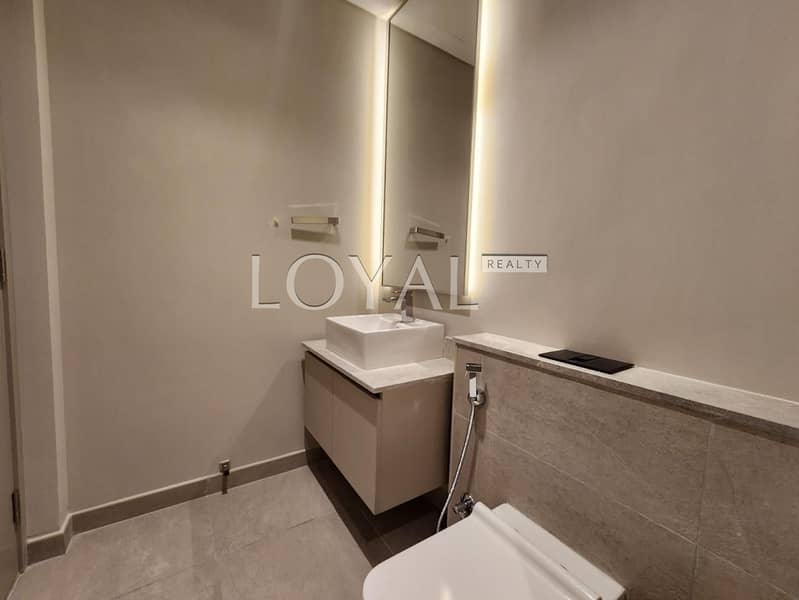 Single row Vacant unit Mortgage acceptable - Image 14